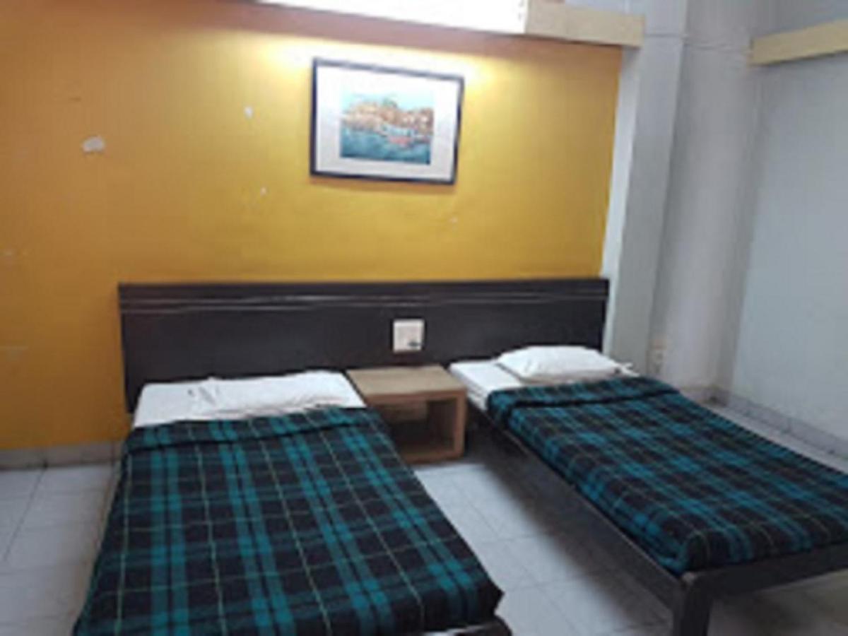 Hotel Abhishek ,Nashik Exterior foto